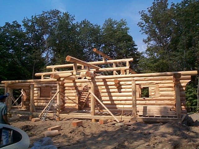 Log Home Construction Photo