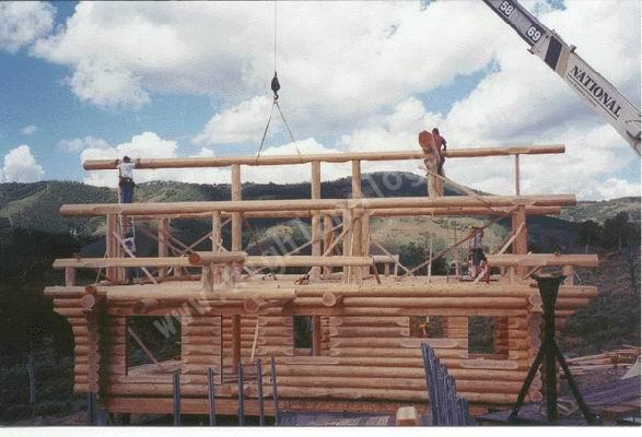 Log Home Construction Photo